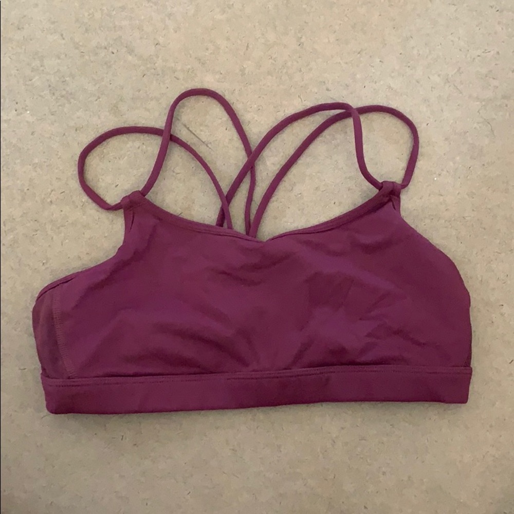 Lululemon sports bra